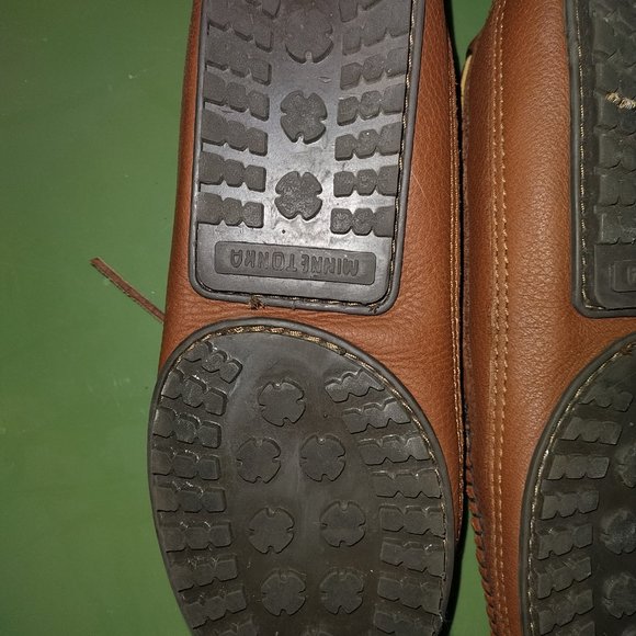 MINNETONKA Moosehide Weekender Leather size 10.5 main image 5